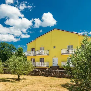  Gostinjska kuća Vila Panorama By El-pi Tours